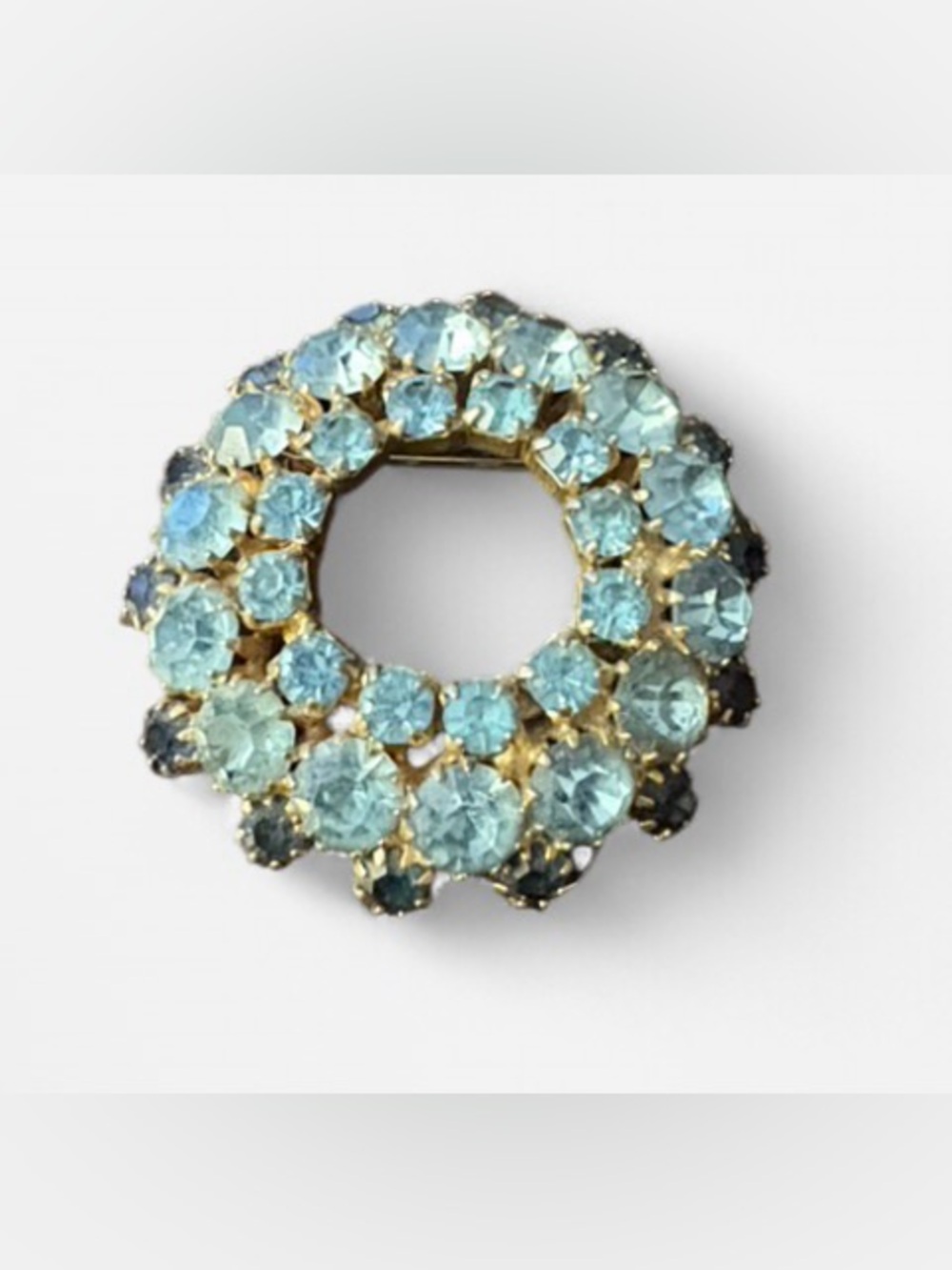 VTG 50s Mid Century Ice Blue Rhinestone Tiered Wreath Brooch Boomerang